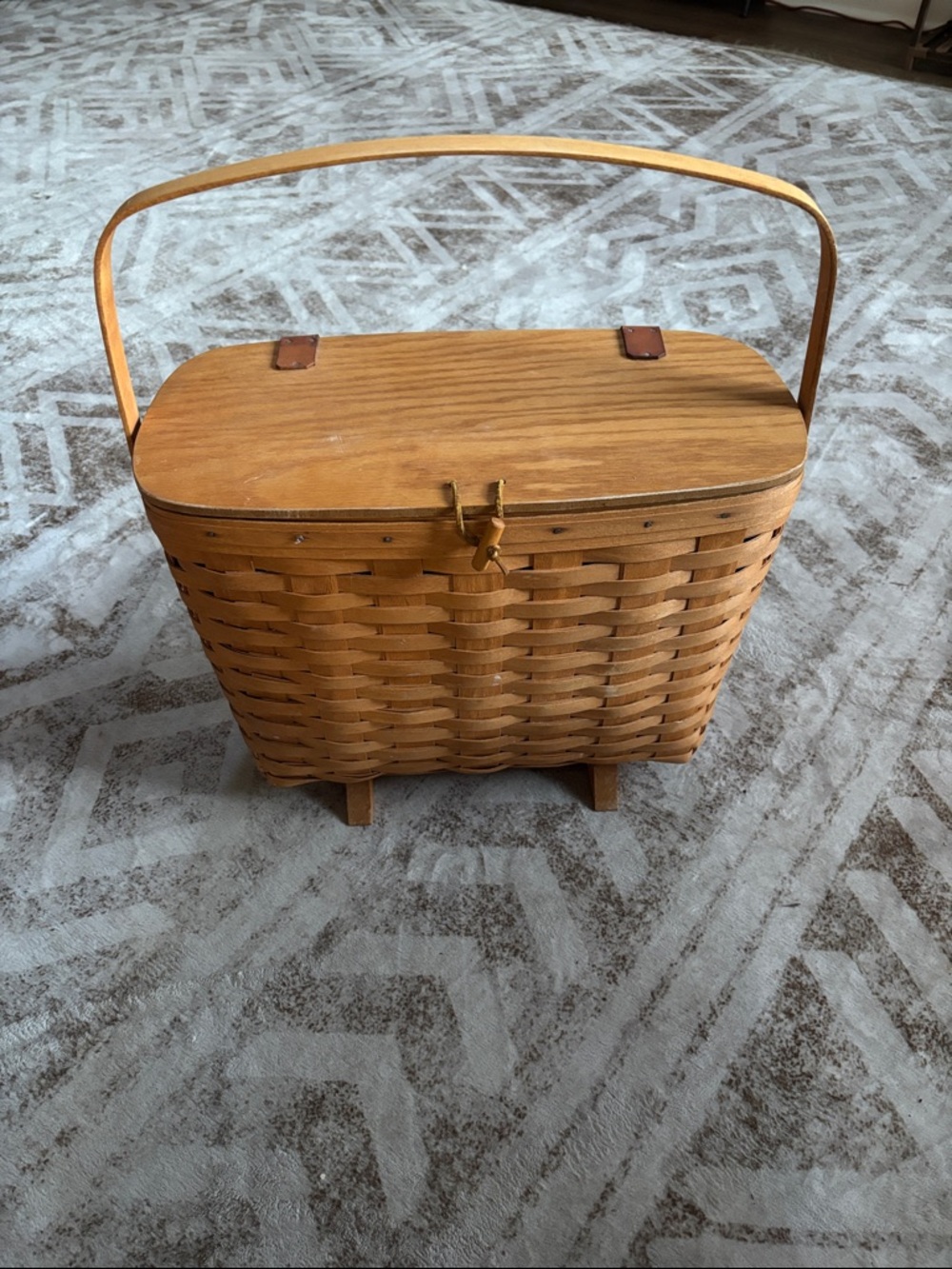 Vintage 1995 Longaberger Footed Magazine Basket w/ Lid signed